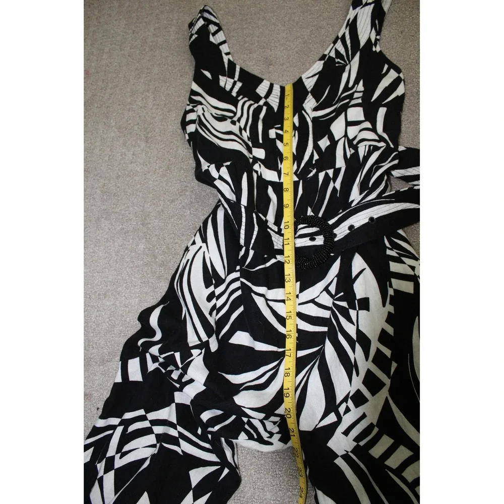 Tahari Black White Palm Leaf Sleeveless Wide Leg Belted Jumpsuit‎ Pockets Size 4